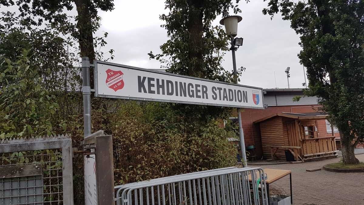 DFB-Pokal-Fußballspiel Drochtersen/Assel vs. Bayern München