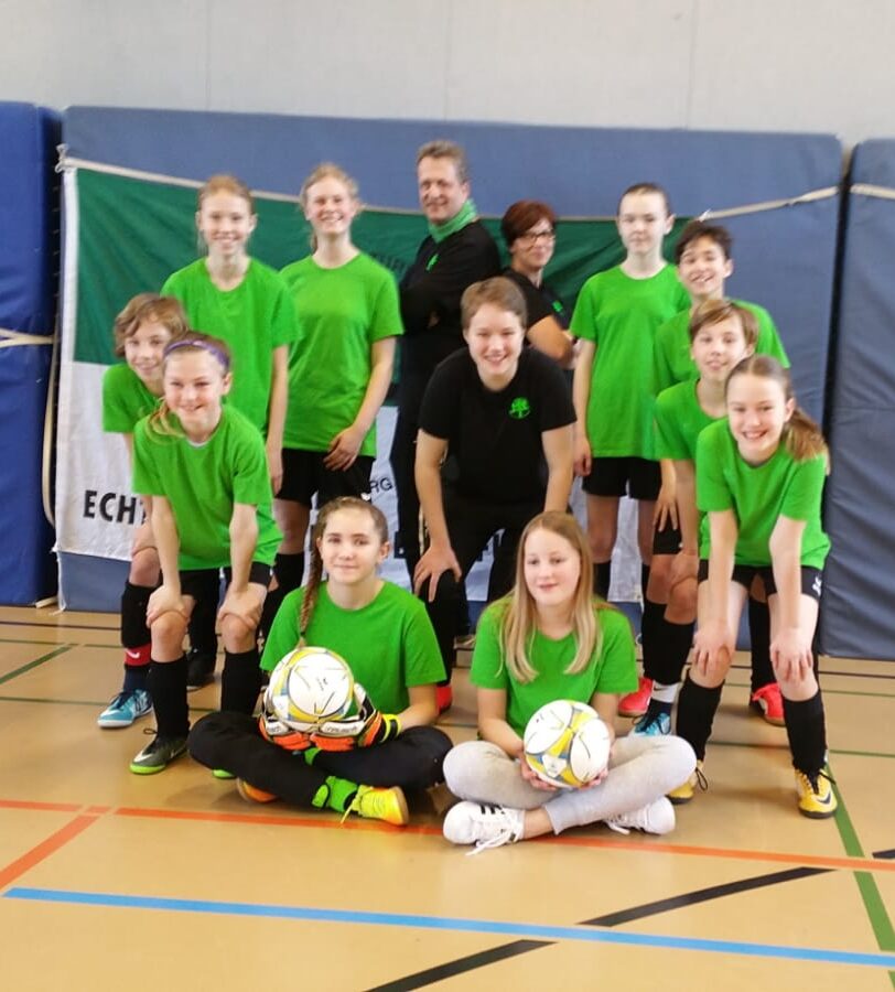 HNT-Mädchen bei Hamburger Fußball-Hallenmeisterschaft