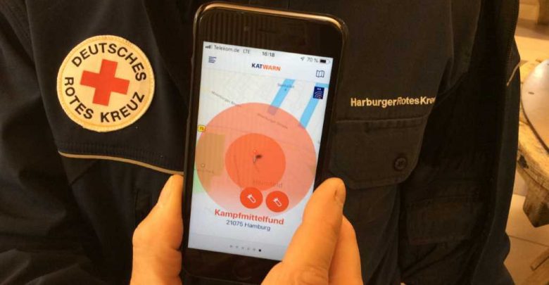 Bombenfund in Heimfeld: DRK Harburg mit vielen Helfern und Fahrzeugen bei der Evakuierung im Einsatz