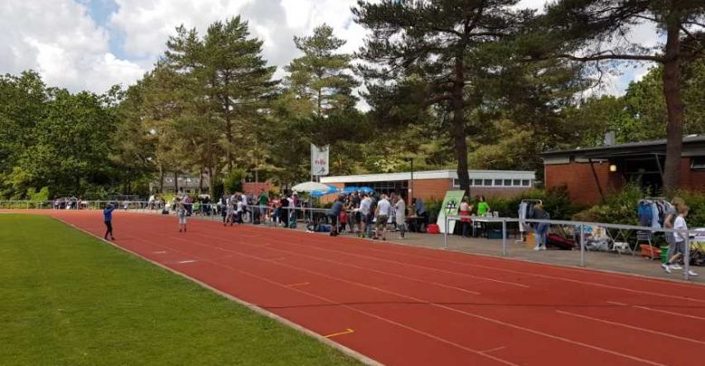 Sommerfest und Flohmarkt am Opferberg