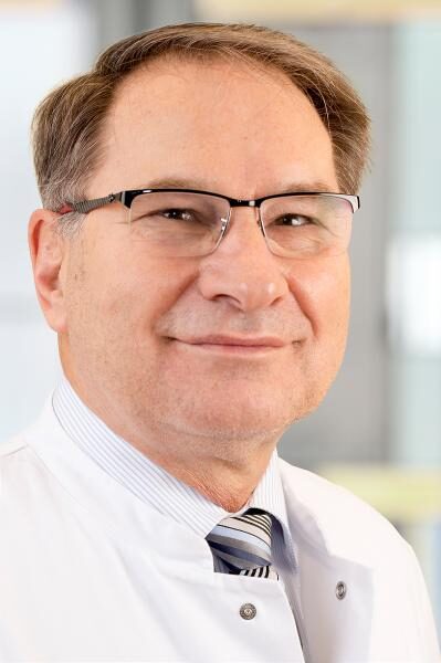 Schluss mit Schulterbeschwerden – Helios Mariahilf Klinik informiert