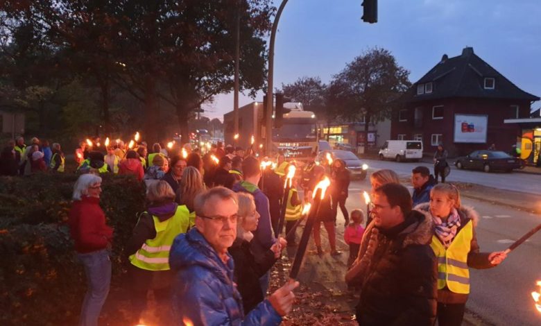 Kreativer Protest behinderte Verkehr auf der B73