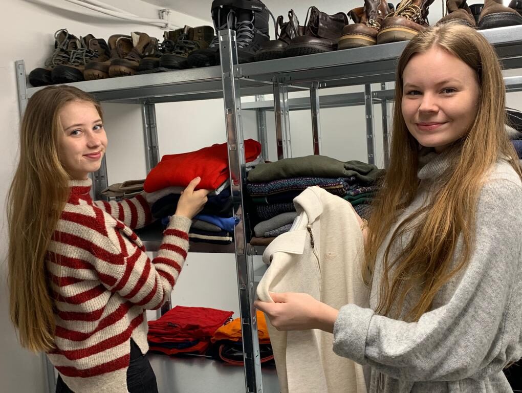 Kleiderkammer in der Rote-Kreuz-Straße eröffnet nach Umbau neu