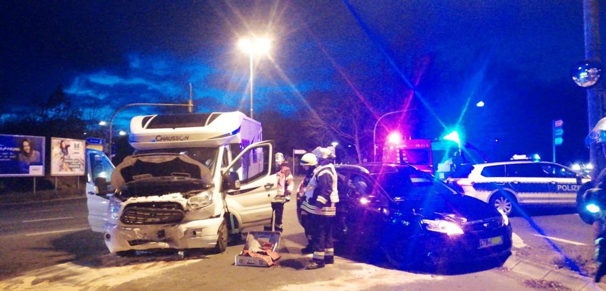 Zwei Verletzte bei Zusammenstoß in Buxtehude
