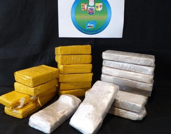 Zoll stellt 10 KG Heroin bei ukrainischem LKW-Fahrer sicher