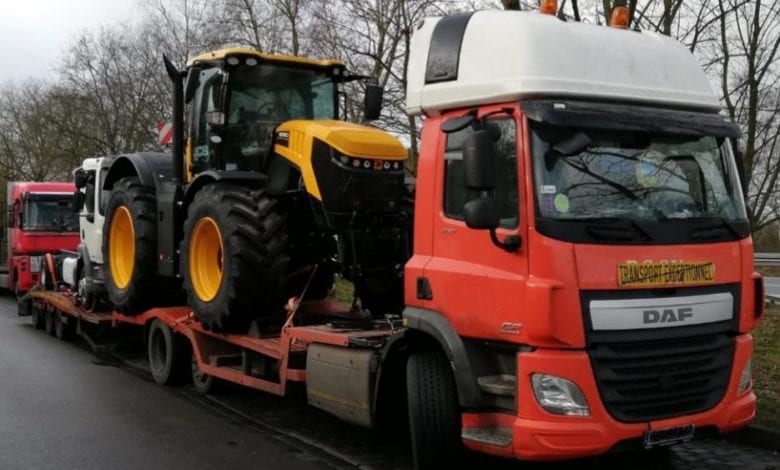 Kontrollen des Schwerlastverkehrs - Weiterfahrt untersagt und Haftbefehle vollstreckt