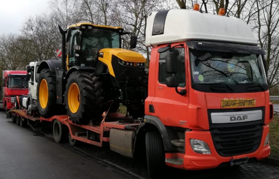 Kontrollen des Schwerlastverkehrs - Weiterfahrt untersagt und Haftbefehle vollstreckt