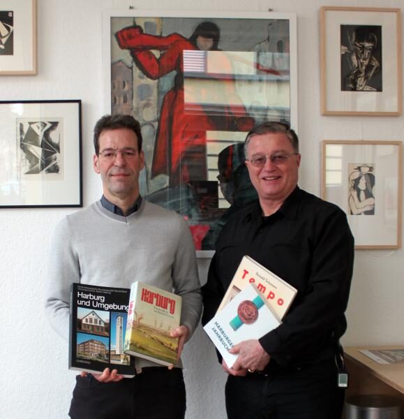 Neues Projekt sucht unentdeckte Publikationen aus und über Harburg: Die Har-Bücherei