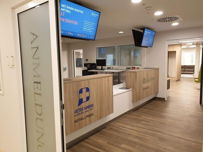 Karriereteam des Asklepios Klinikums Harburg mit neuem Angebot für Schüler