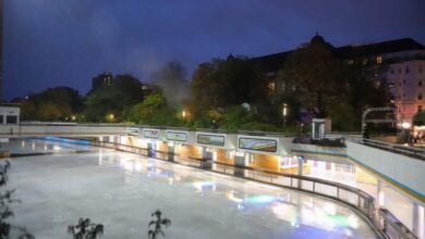 Möglicher Gefahrstoffaustritt - Polizei sperrt Eislaufbahn