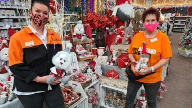 Der Weihnachtsmarkt im OBI-Markt Harburg bietet eine riesige Auswahl an Deko- und Weihnachtsartikeln