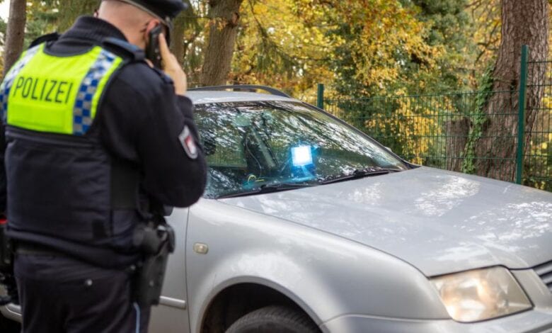 Polizei lieferte sich wilde Verfolgungsjagd mit Blaulichtfahrer