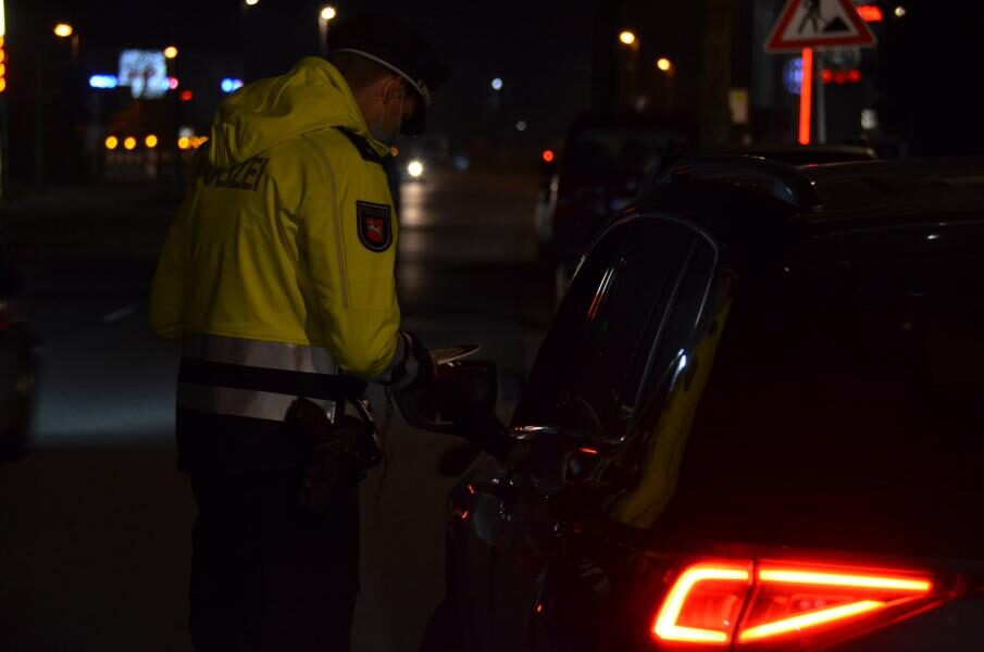Polizei auf der Suche nach möglichen Einbrechern