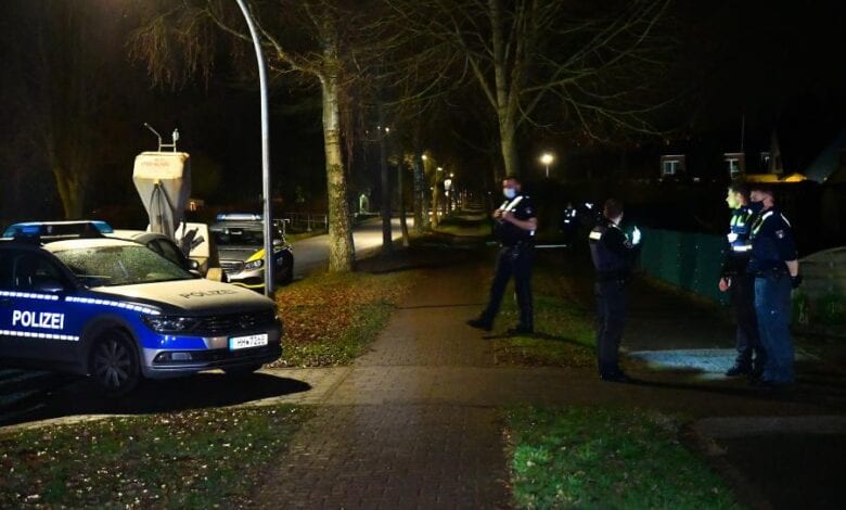 Polizei sucht Angreifer nach schwerer Körperverletzung an Polizisten