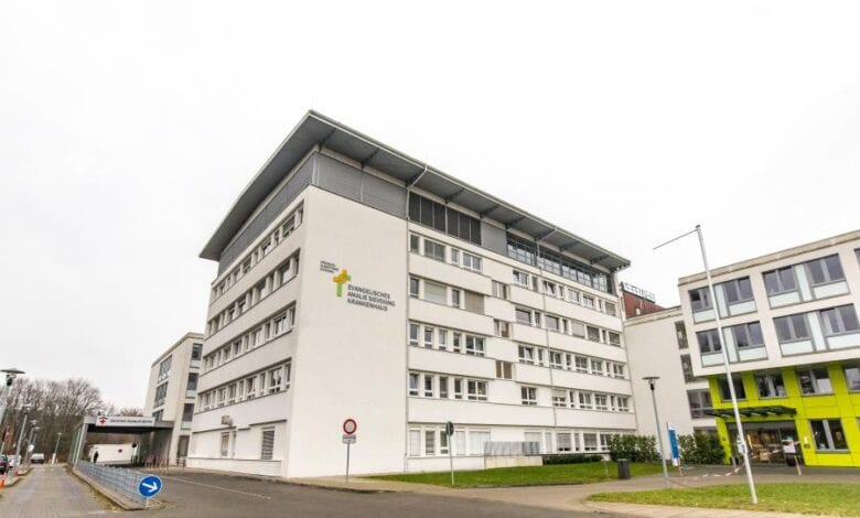 Krankenhaus vom Rettungsdienst abgemeldet