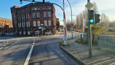 Veritas-Brücke wieder vollständig befahrbar
