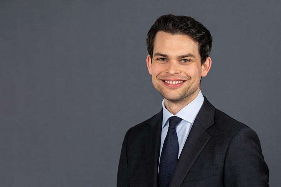 a man in a suit and tie