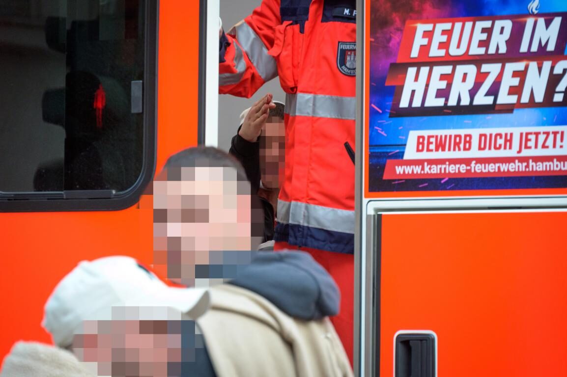 Mann wird bei Auseinandersetzung zwischen mehreren Personen verletzt