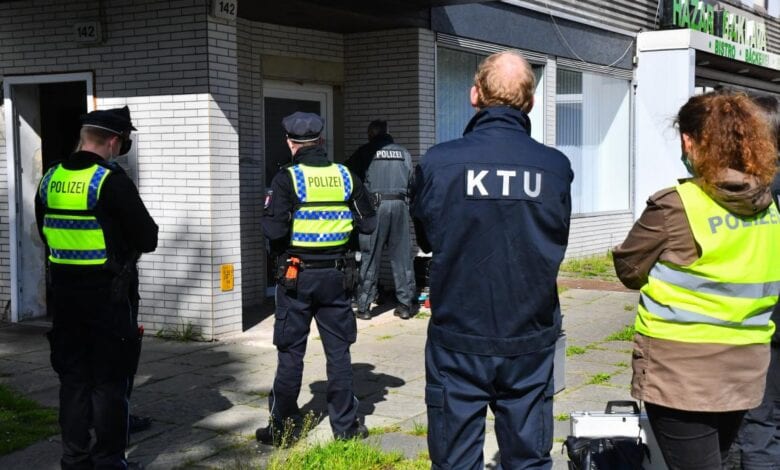 Polizei hebt riesige Cannabis-Plantage in Hausbrucher Kellergewölbe aus