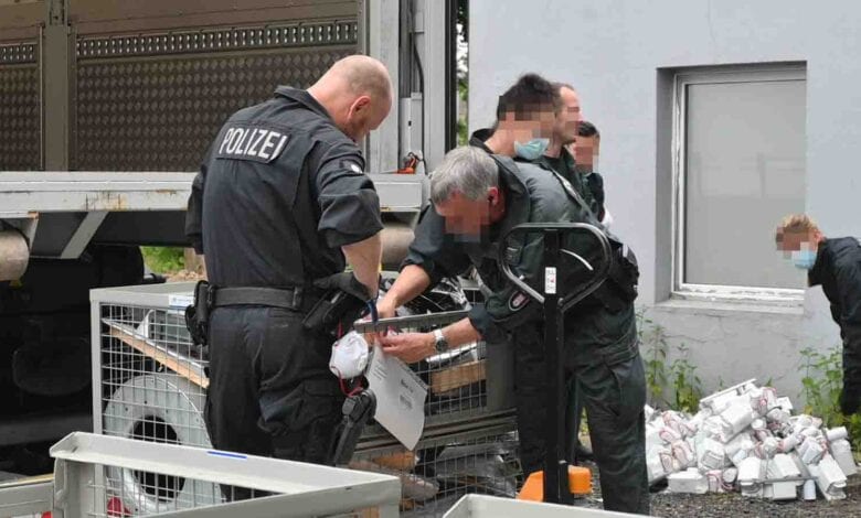 Weitere Beweismittel aus der Drogenplantage in Hausbruch abtransportiert