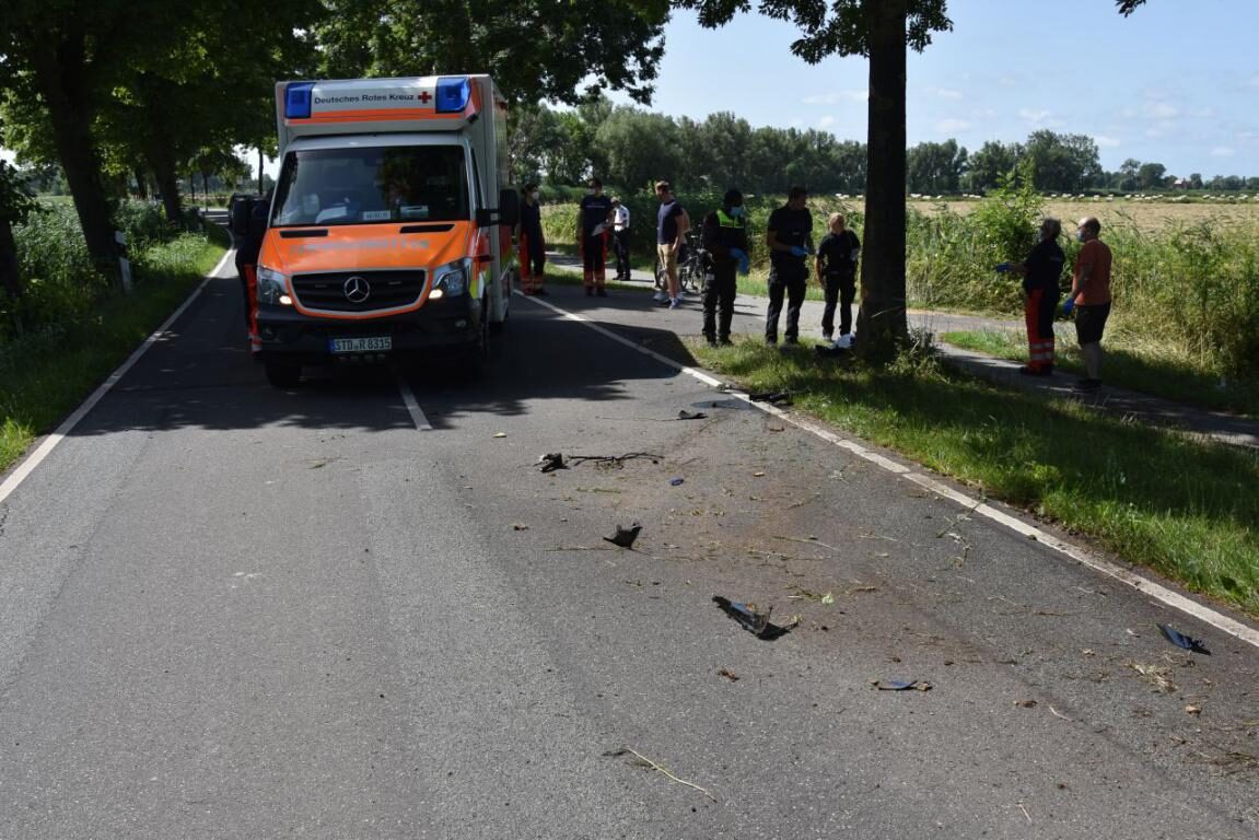 27-jähriger Motorradfahrer bei Unfall in Drochtersen tödlich verletzt