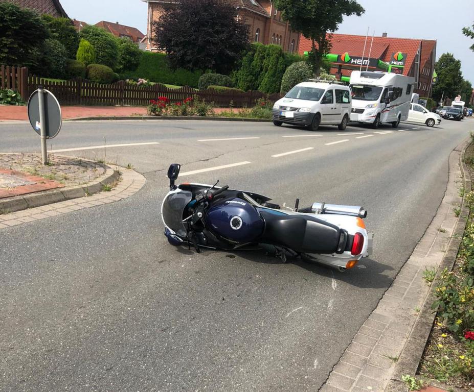 25-jähriger Motorradfahrer bei Unfall in Jork schwer verletzt