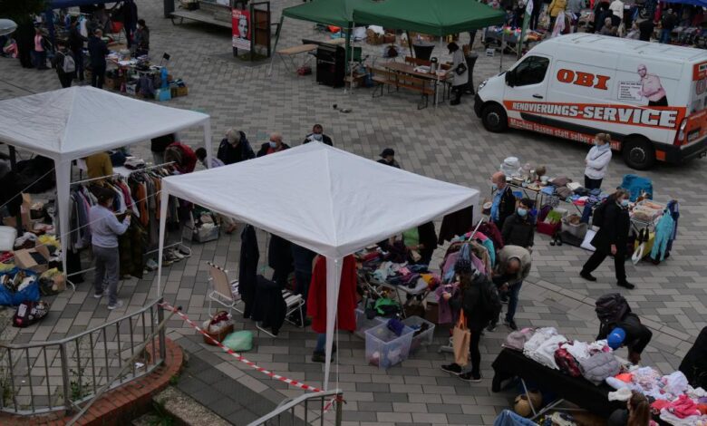 Trotz Regen: Neugrabener Flohmarkt mit mehr als 1100 Besuchern