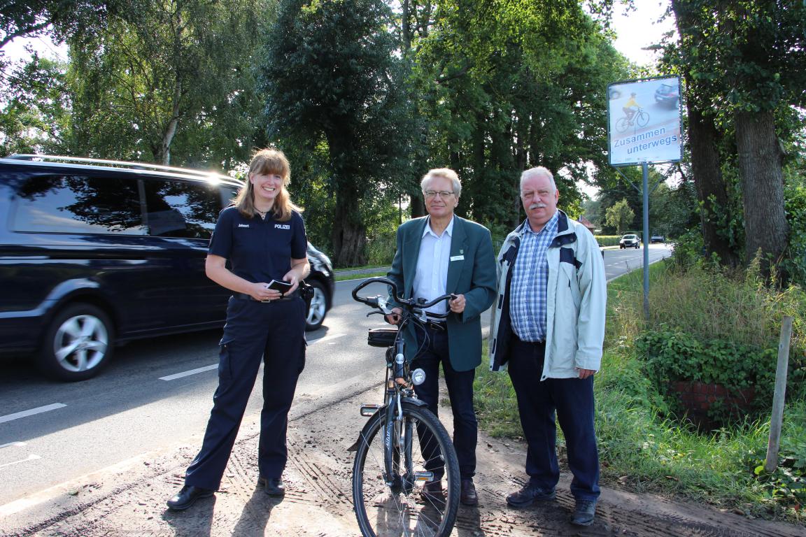 Wie verhalte ich mich auf Straßen mit Fahrradschutzstreifen?