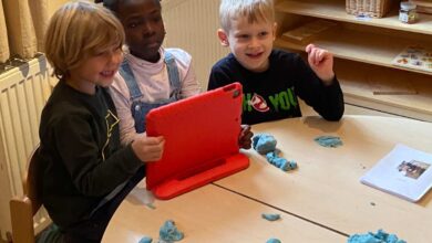 Qualifizierungsmaßnahme für DRK-Kitas: Kinderleicht lernen mit digitalen Medien