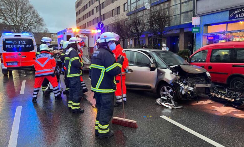 Beim Abbiegen Auto übersehen