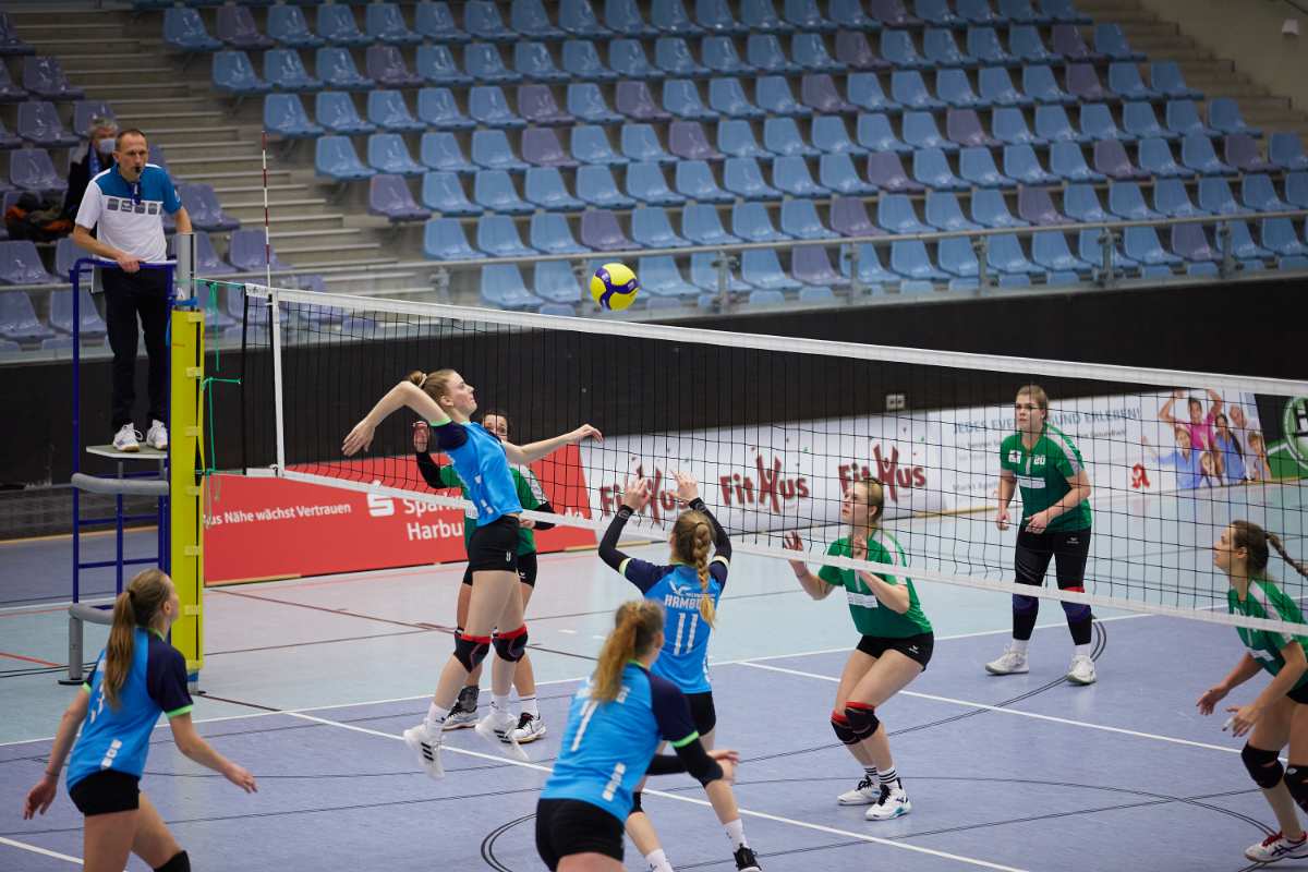 VTH-Damen beenden Vorrunde mit Sieg