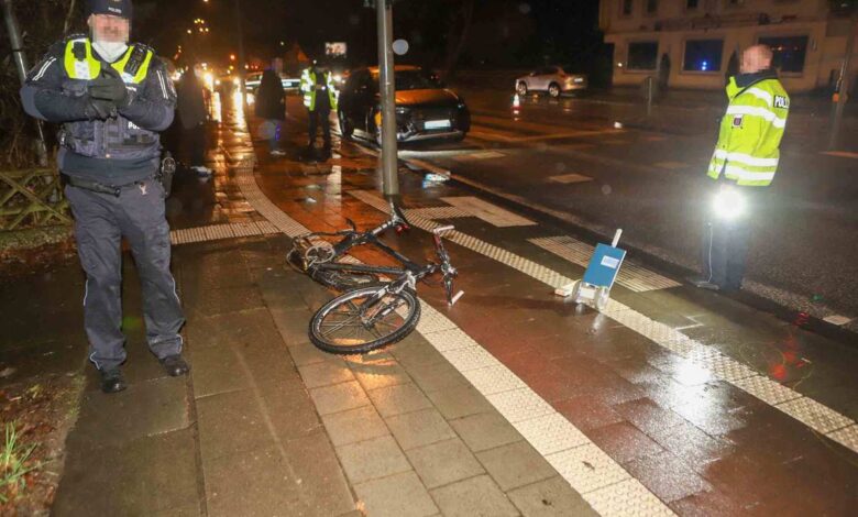 51-jährige Radfahrerin nach Unfall auf Cuxhavener Straße schwer verletzt