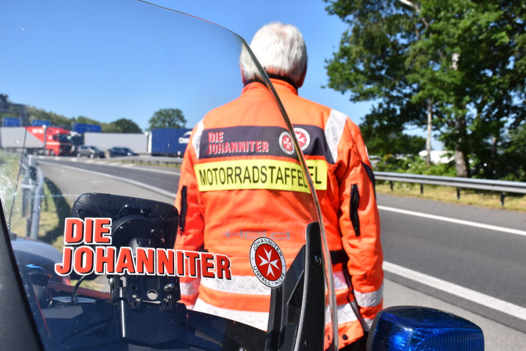 Johanniter-Motorradstaffel zum Pfingstwochenende im Einsatz auf den Autobahnen