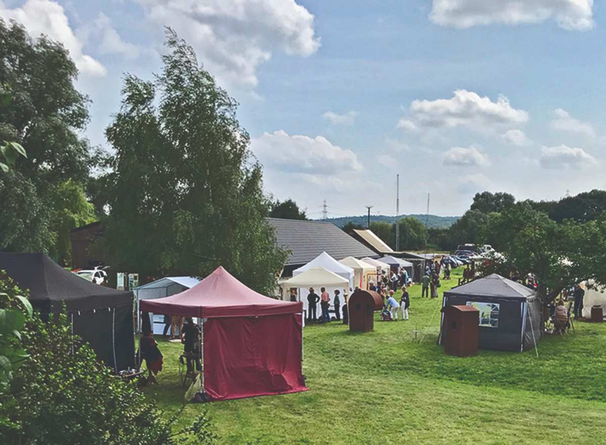 Sommermarkt Kunst & Kirschen mit „Schüller & Band“ und dem Hafenbarden Werner Pfeifer 1 Sommermarkt Kunst & Kirschen mit „Schüller & Band“ und dem Hafenbarden Werner Pfeifer