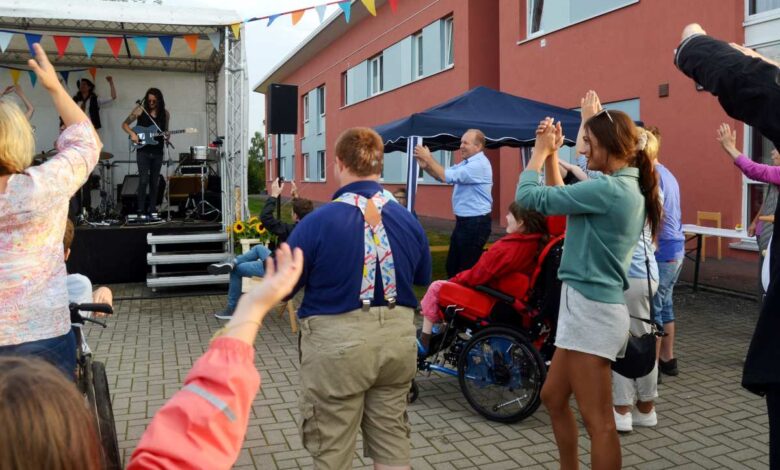LeA feiert und wird gefeiert: Beste Unterhaltung für Groß und Klein 6 LeA feiert und wird gefeiert: Beste Unterhaltung für Groß und Klein
