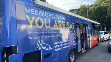 Ukrainische Ärztinnen und Ärzte im ehrenamtlichen Medibus-Einsatz