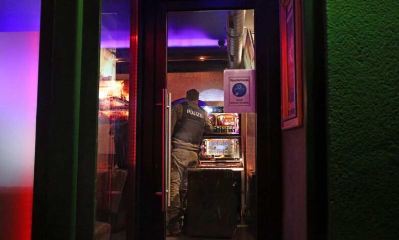 Harburg im Fokus: Behörden suchen erneut nach illegalen Automaten