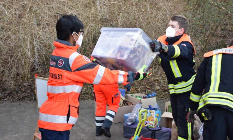 <strong>20 ehrenamtliche Johanniter organisieren Umzug der Flüchtlingsunterkunft von Maschen nach Eddelsen</strong>