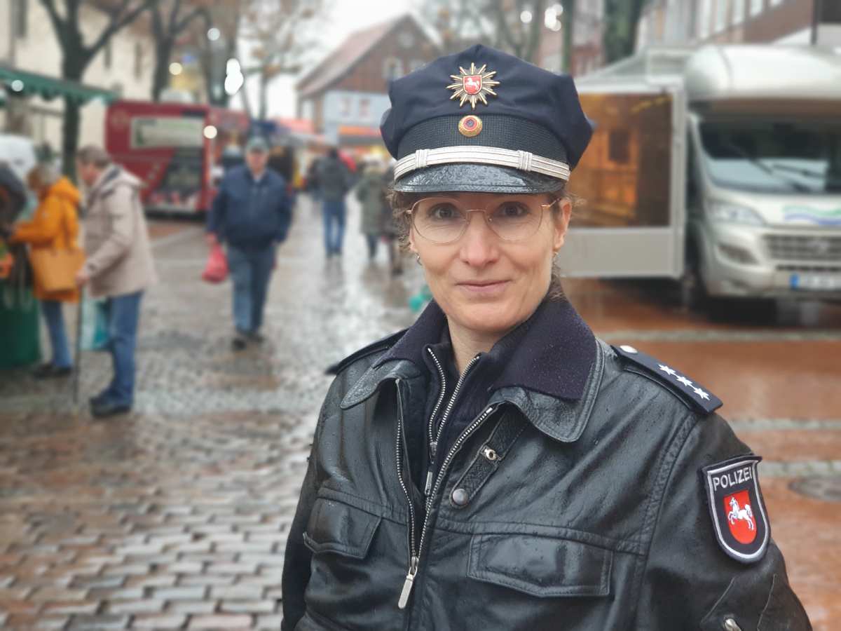 Auf dem Bild ist die neue Kontaktbeamtin zu sehen.