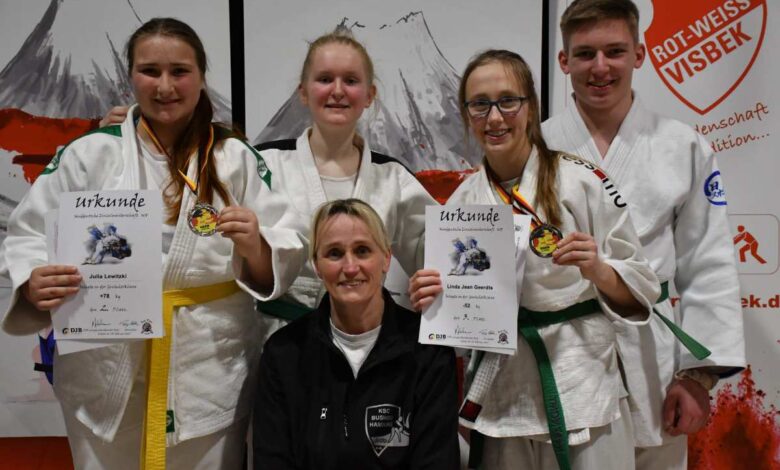 KSC Bushido Hamburg dominiert bei Norddeutschen Meisterschaften: 4 Judoka qualifizieren sich für Deutsche Meisterschaft 6 Ein Gruppenfoto.