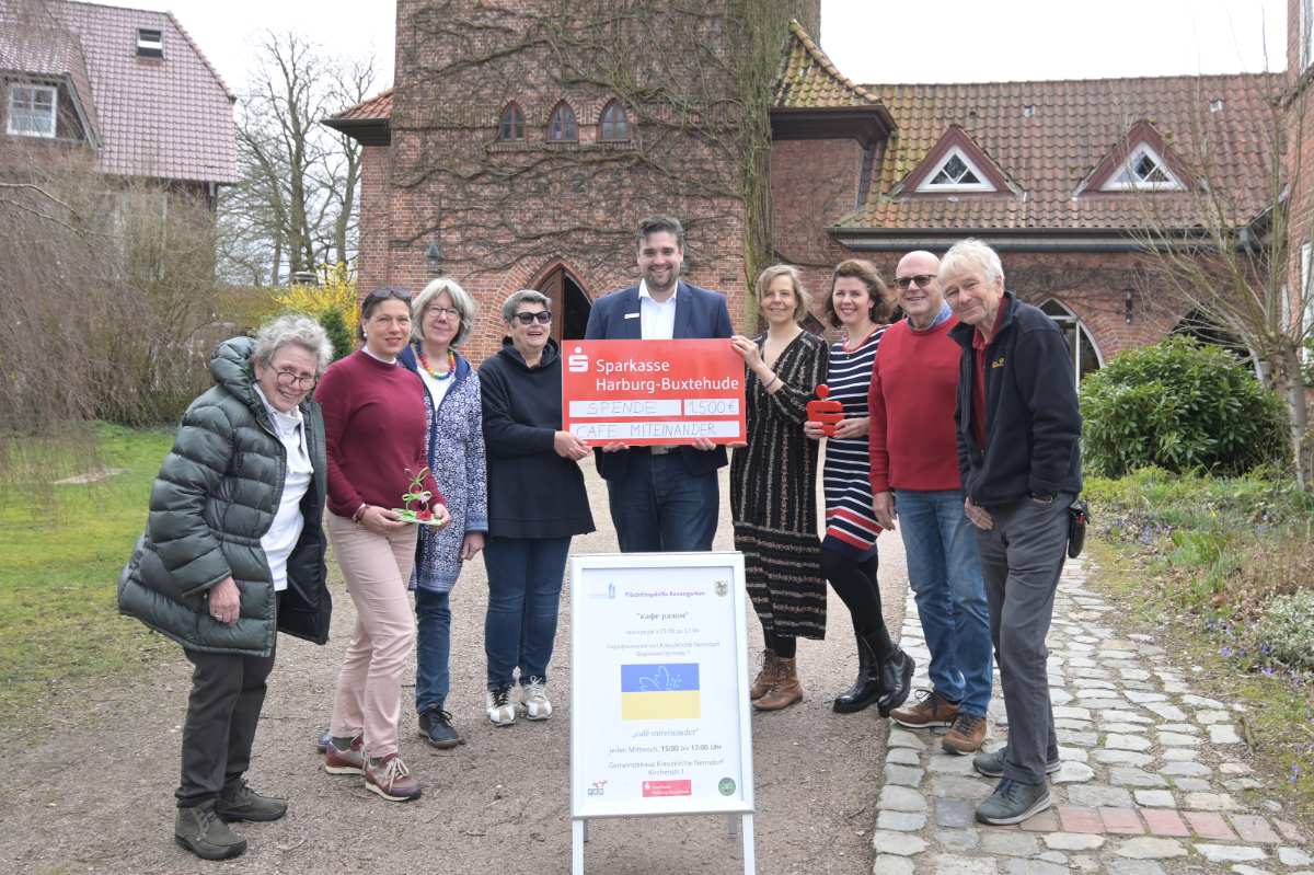 1.500 Euro Spende für die ehrenamtlich organisierte Integrationsarbeit für ukrainische Geflüchtete