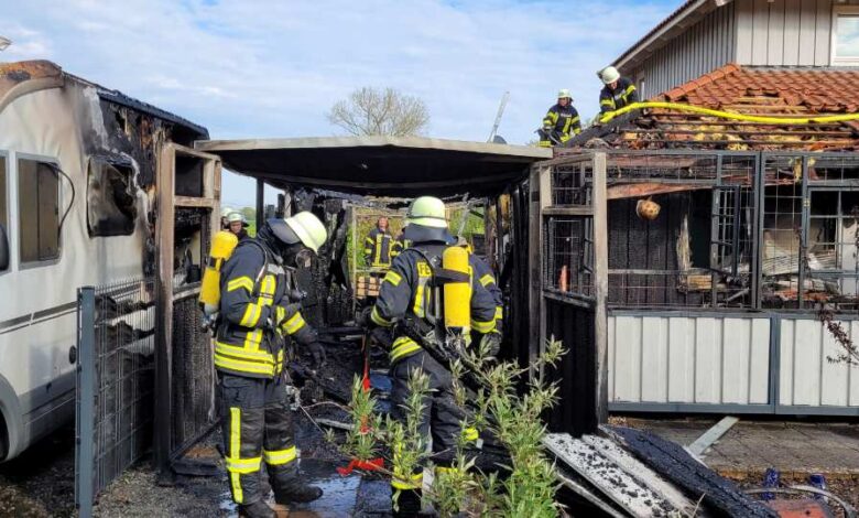 Feuer greift von Schuppen auf Wohnmobil und Haus über - 350.000 Euro Sachschaden