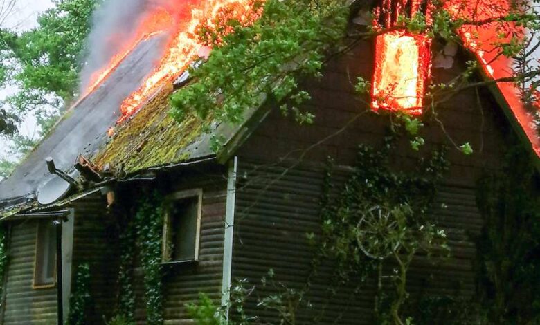 Einfamilienhaus in Buchholz in der Nordheide bei Brand zerstört