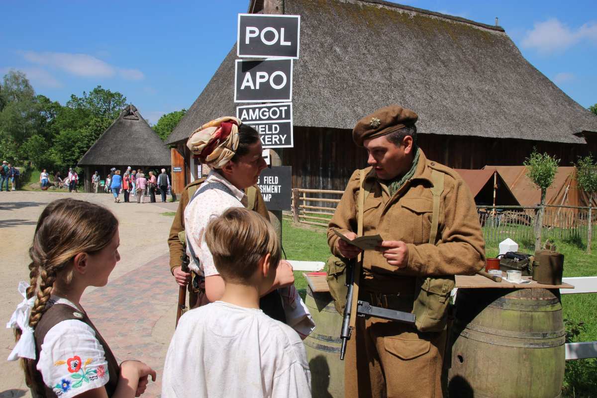 Freilichtmuseum stellt Leben von Geflüchteten, Ansässigen und Besatzern nach dem Zweiten Weltkrieg dar