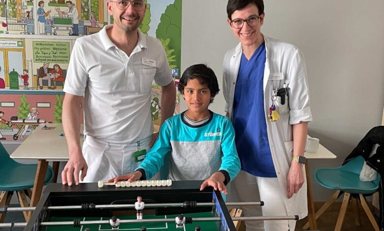 Helios Mariahilf Klink Hamburg operiert ehrenamtlich ein Kind aus dem Friedensdorf International