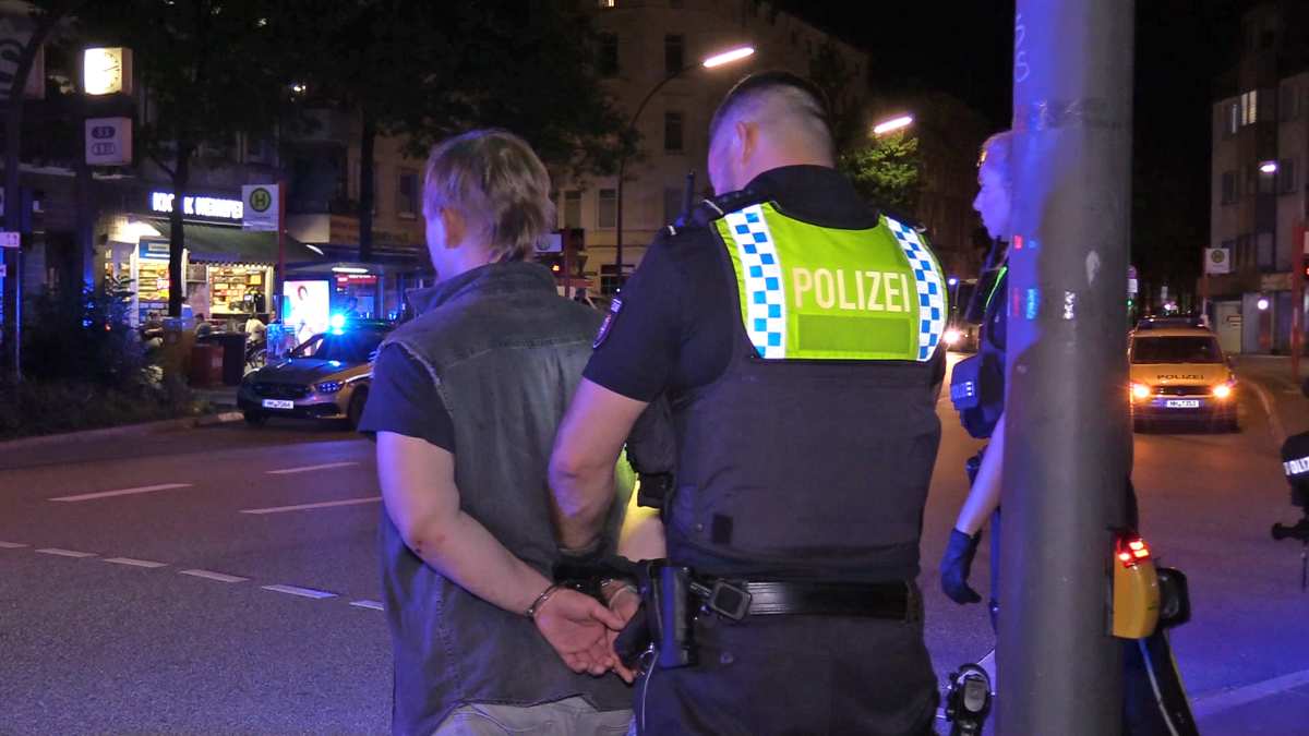 Mann schwer verletzt nach Flaschenangriff am S-Bahnhof Heimfeld