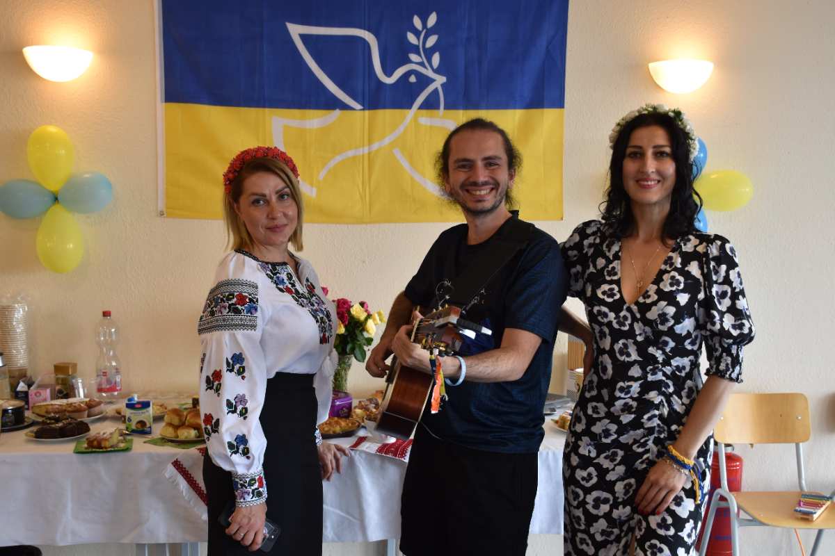 Johanniter organisieren ein Fest für Bewohnerinnen und Bewohner der Unterkunft für Geflüchtete