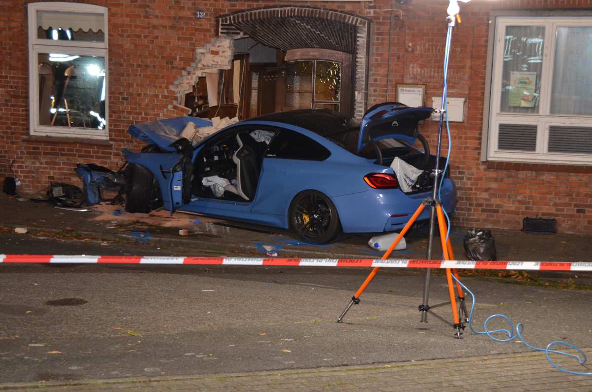 Ersthelfer gesucht: Schwerer Verkehrsunfall erschüttert Mulsum im Landkreis Stade