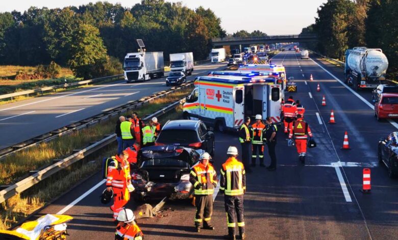 Schwerer Unfall am Autobahnkreuz Maschen legte Berufsverkehr lahm