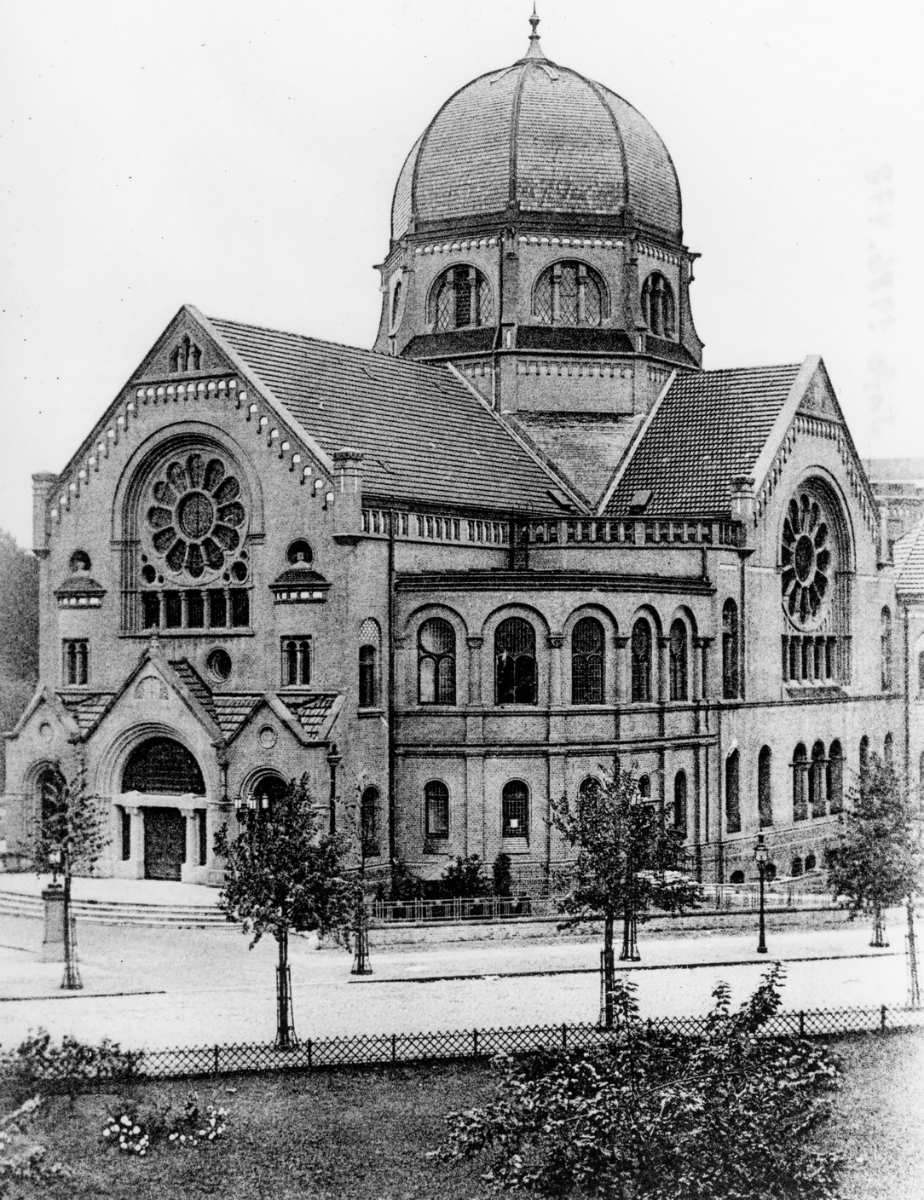 Archäologische Untersuchung auf Joseph-Carlebach-Platz im Rahmen des Bornplatzsynagoge-Wiederaufbauprojekts
